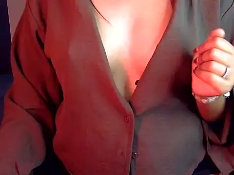 isha_here Show Webcam