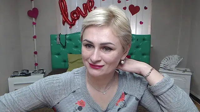 Онлайн чат XXX OliviaHorst