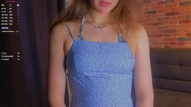 Онлайн чат XXX FoxFever