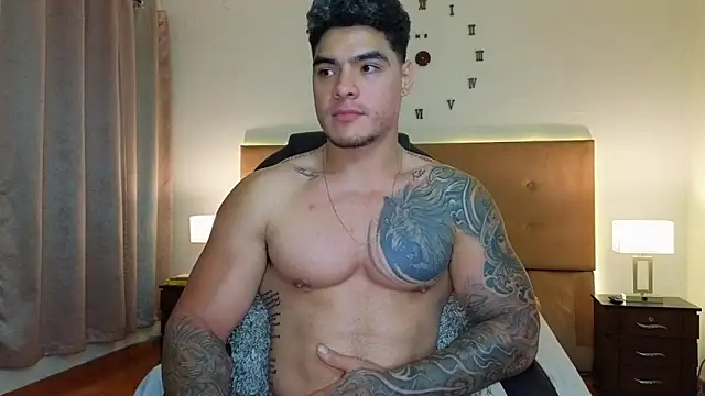 Steven_Velez's Live XXX Chat