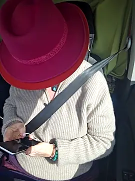 Hot-Muci's Webcam Show