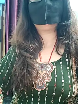 XXX chat uživo modela Aishwaryaa_69