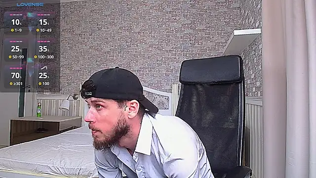 JonahShaw Live XXX Chat