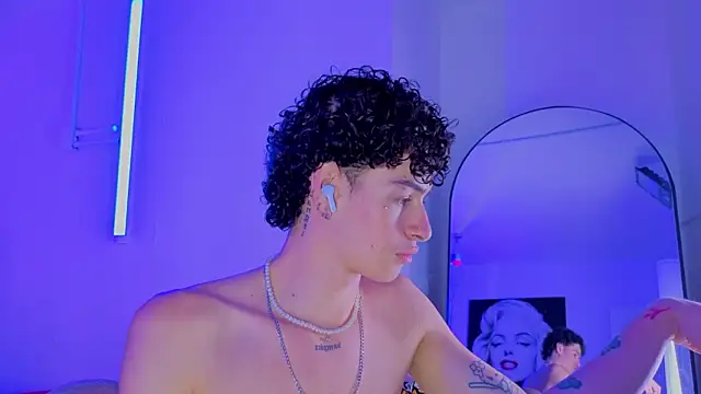 nova_salvatore: απευθείας συνομιλία ΧΧΧ