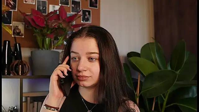 just_dakota_ live XXX chat