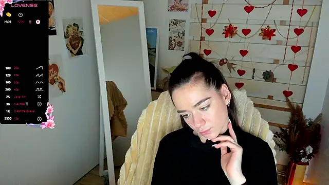 Bella_XO: онлайн-секс-чат