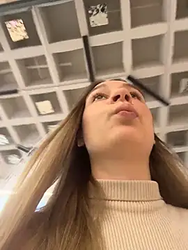 SashaCatt: онлайн-секс-чат