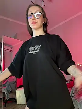 FlexboxDollのライブXXXチャット