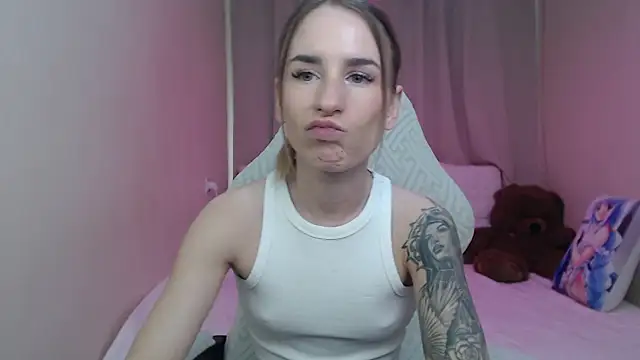 Chatroom XXX en direct de DeboraHorny