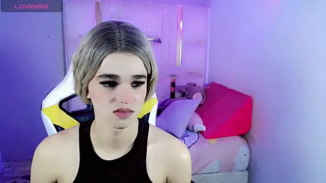 Webkamerová show Sophiaa_doll_
