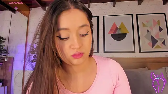 MiaKay1 Chat XXX in diretta