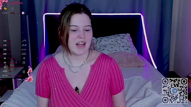 Chatroom XXX en direct de HelenHartt