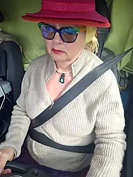 Sembang XXX Secara Langsung Hot-Muci