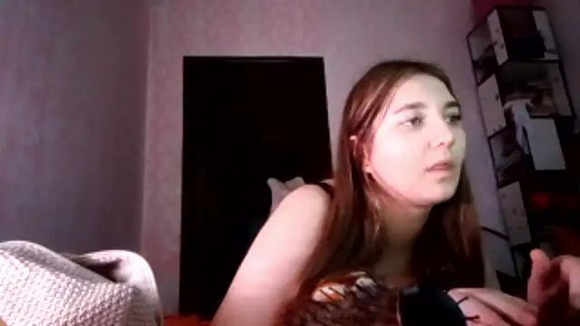 XXX chat uživo modela JanineThielman