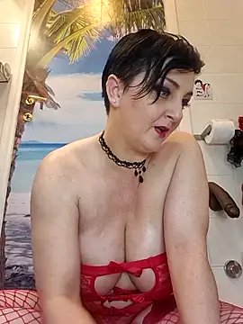 Онлайн чат XXX lucillabollente