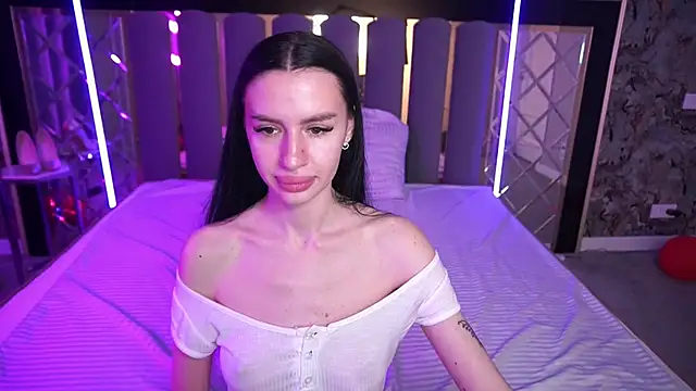 Snow_WhiteeeX's Live XXX Chat