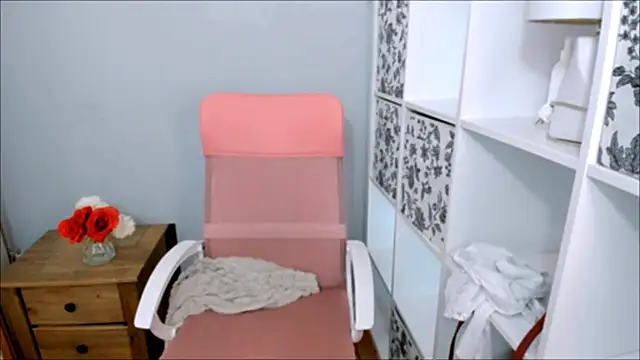 دردشة JessieAlone الجنسية المباشرة