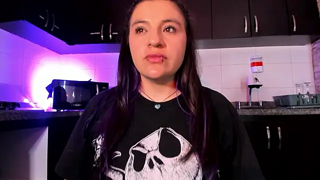 TaraTaylorr's Live XXX Chat