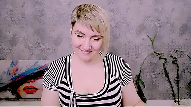 Chat +18 de Djullia ao vivo