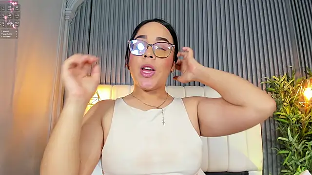 FireDollx Chat XXX live