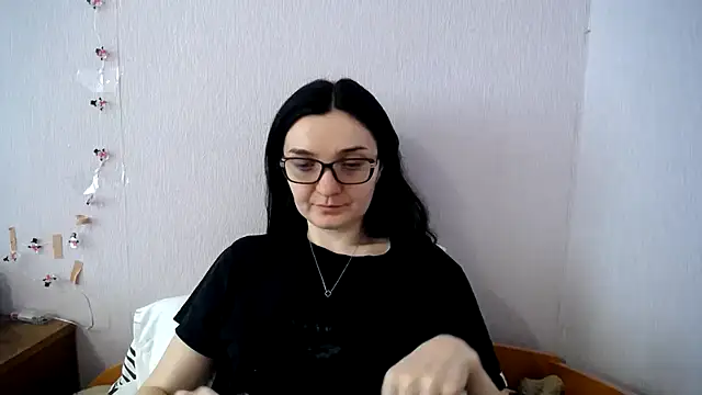 Shiny_gine Live XXX Chat