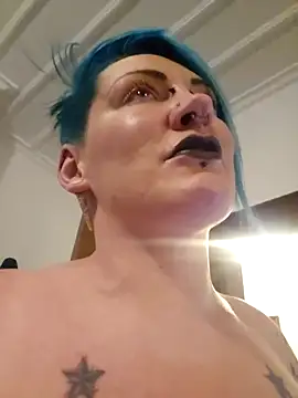 PinkTheHawk Webcamshow