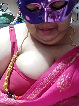 tamilthanushri's Live XXX Chat