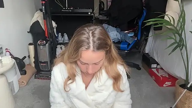 KayleeBella – webcam-show