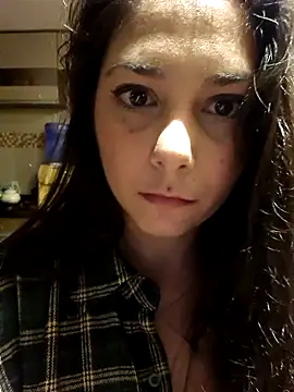 Hey-Hot Adlı Modelin Canlı XXX Sohbeti