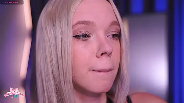 TastyTiffy Live XXX-Chat