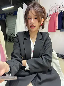 Selenaaaaa-'s Live XXX Chat