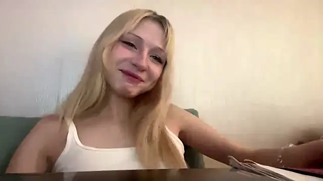 แชท XXX สดของ MarciDarugar