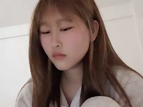 D-Dandan Adlı Modelin Canlı XXX Sohbeti