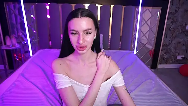 دردشة Snow_WhiteeeX الجنسية المباشرة