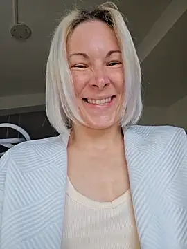 Sunny-Sin 라이브 XXX 채팅