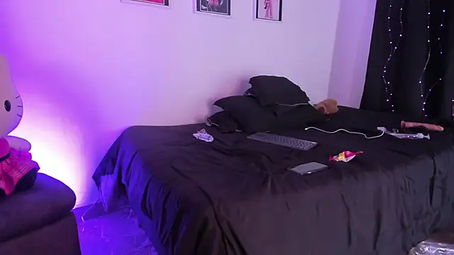 melodyy33_ Webcamshow