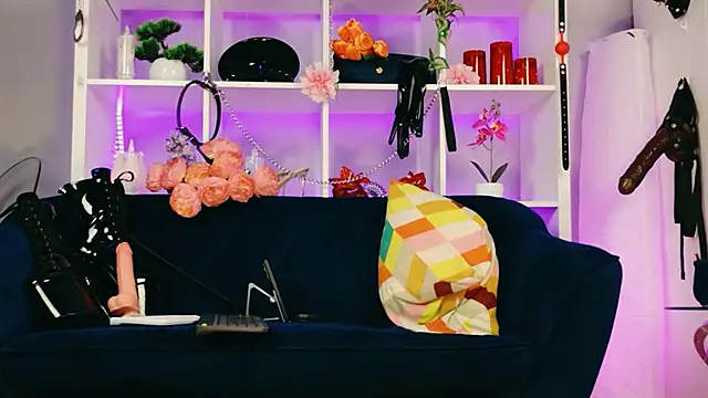 Chat XXX en directo de Ella__Kross