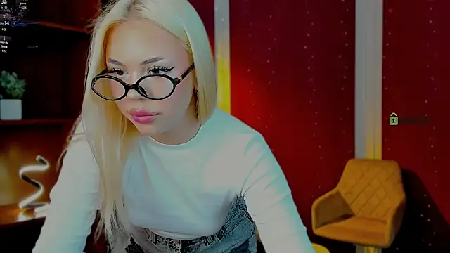 mila_glow1 élő XXX-chatje