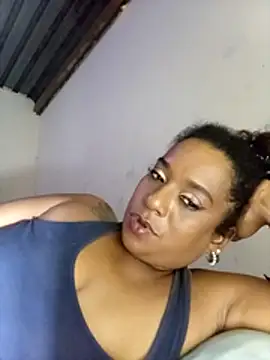 Chatroom XXX en direct de MiZzCreator