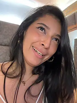 BrigitteVons Adlı Modelin Canlı XXX Sohbeti