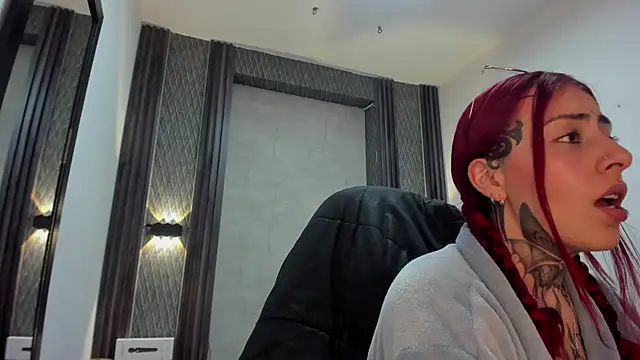 selene_red_'s Live XXX Chat