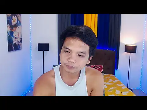 IANhARDfUcker 现场XXX聊天