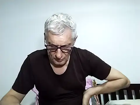 BIGUNCUTHARDCOCK Webcam show