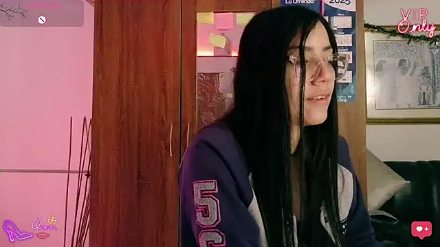 Czat XXX na żywo – LauGrayJ