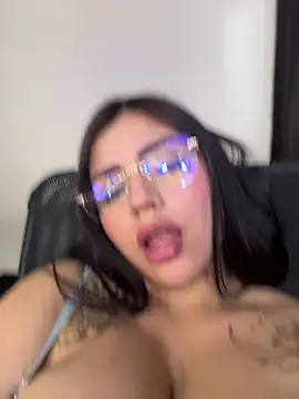 Im-Ali Live XXX-chat