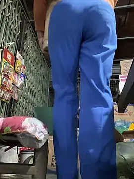 YANINA120のライブXXXチャット