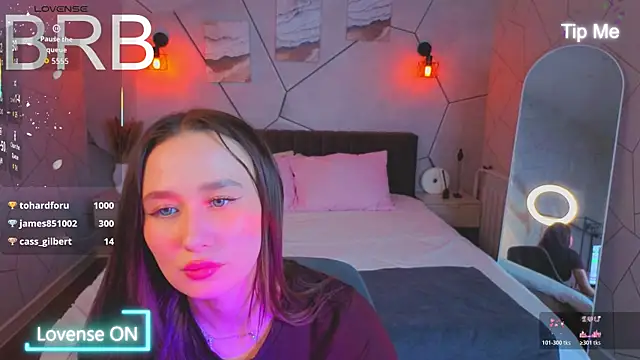 _Kiki_angel_'s Live XXX Chat