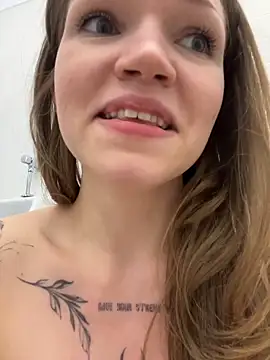 StreetSquirt 라이브 XXX 채팅