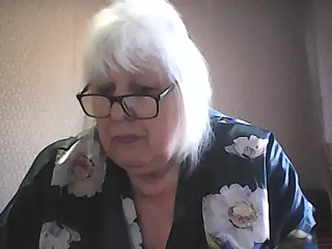 Alexia64231's Webcam Show