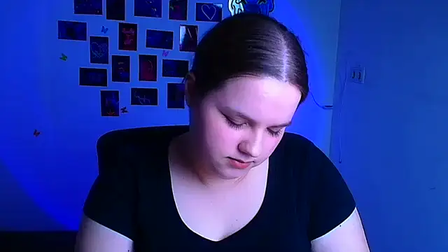 Kitty_Mia_Kitty élő XXX-chatje